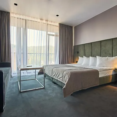 Fomich Hotel *