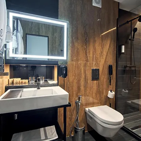 Fomich Hotel Bukowel