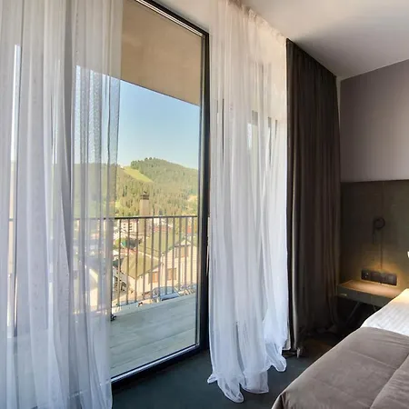 Fomich Hotel Bukowel