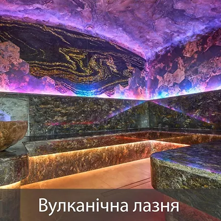 Fomich Hotel Bukowel