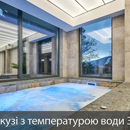 Fomich Hotel Bukowel